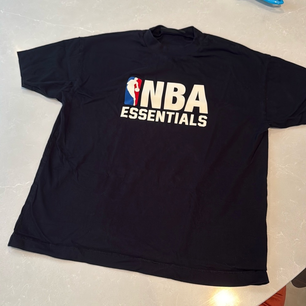 Essentials Fear of God NBA T-shirt **Authentic**